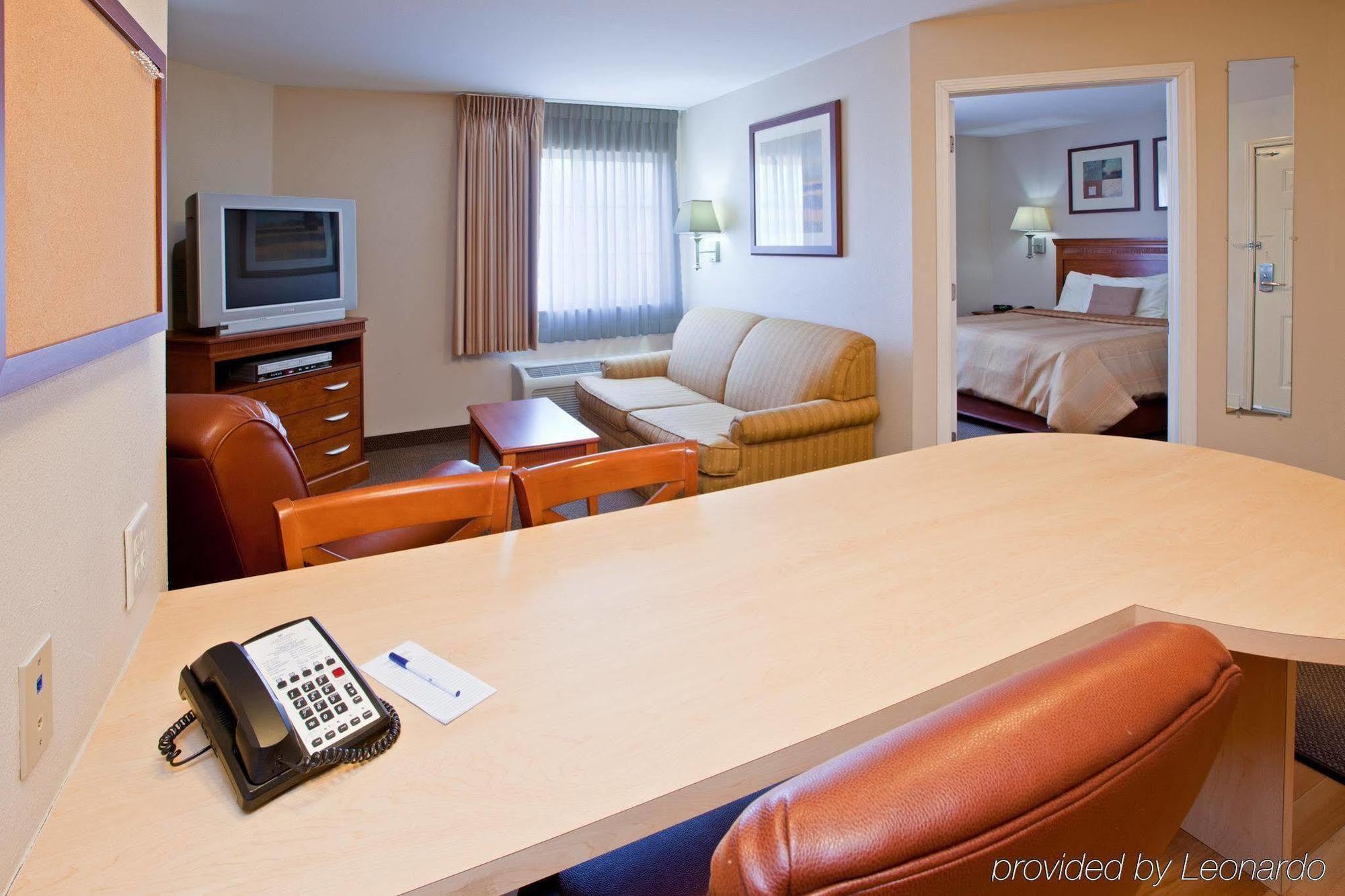 Candlewood By Ihg 2*