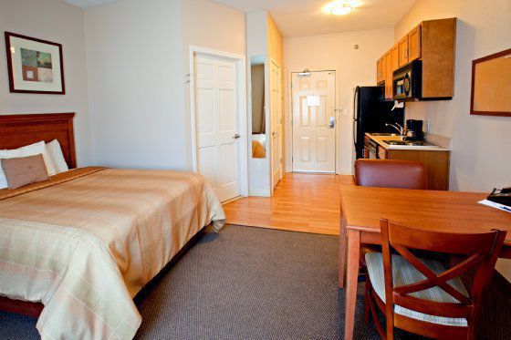 Candlewood By Ihg Hotel Elkhart