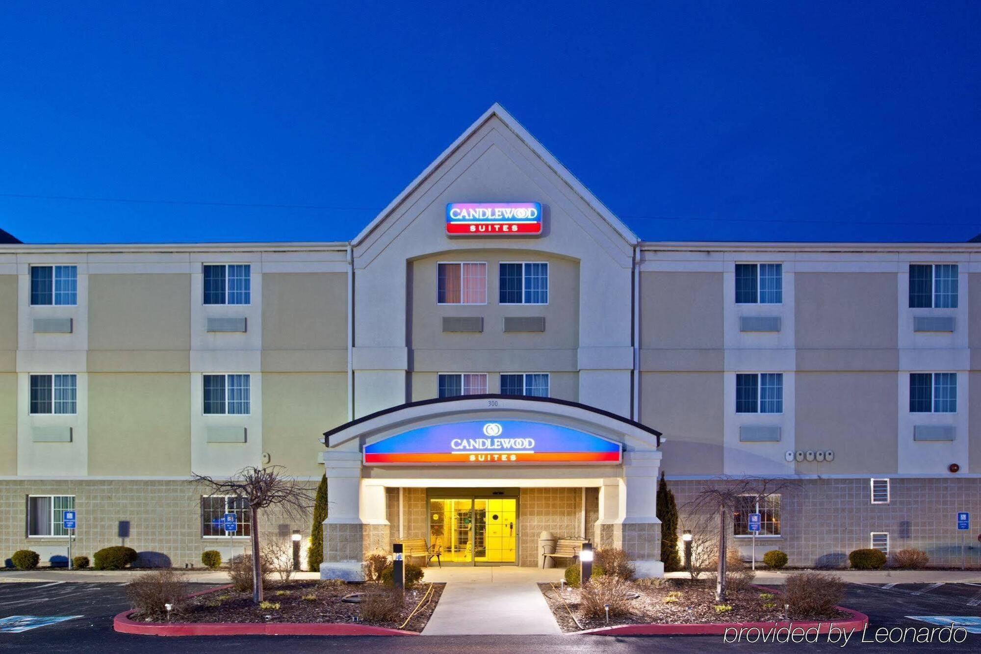 Candlewood By Ihg 2*