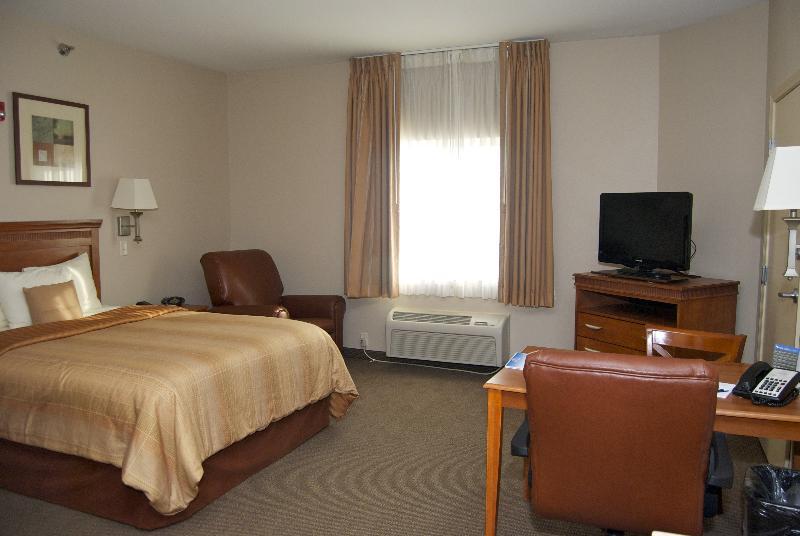 Candlewood By Ihg Hotel